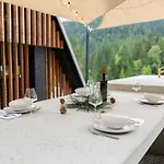 Pine Hill Ruby With Free Jacuzzi *