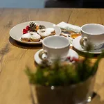 Pine Hill Ruby With Free Jacuzzi *