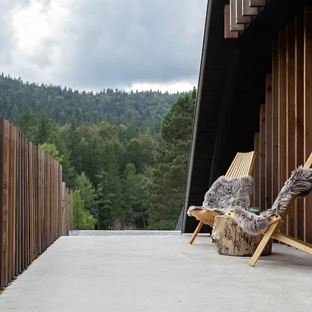 Domek alpejski Pine Hill Ruby *