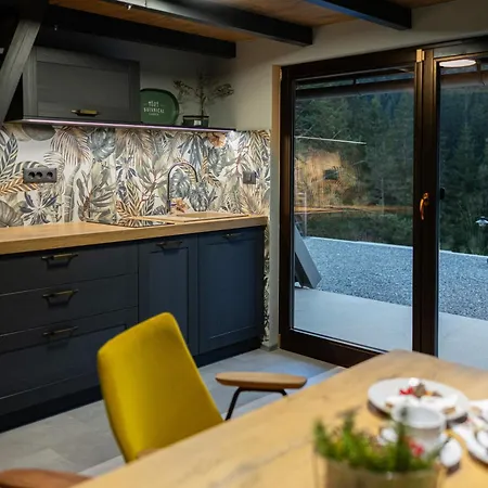 Chalet Pine Hill Ruby With Free Jacuzzi Rakitna