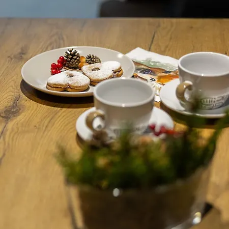 Pine Hill Ruby With Free Jacuzzi *