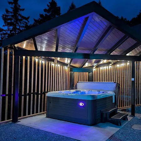 Pine Hill Ruby With Free Jacuzzi * Rakitna