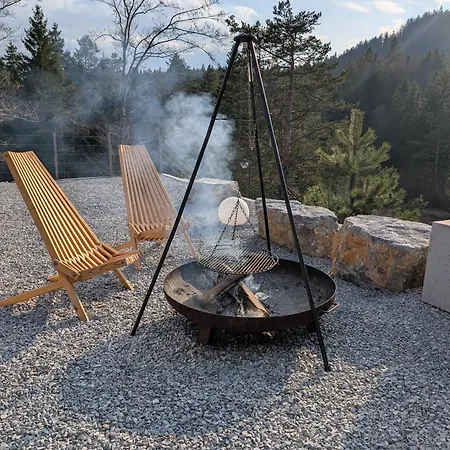 Pine Hill Ruby With Free Jacuzzi Chalet Rakitna