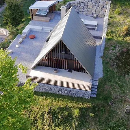 Pine Hill Ruby With Free Jacuzzi * Rakitna