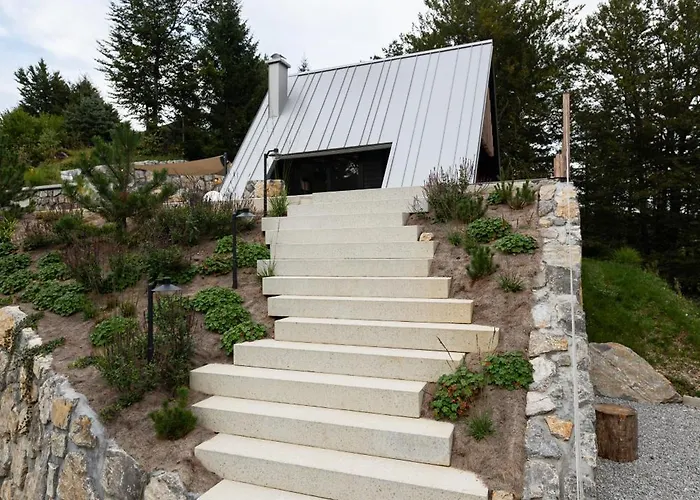 Pine Hill Ruby With Free Jacuzzi Horská chata