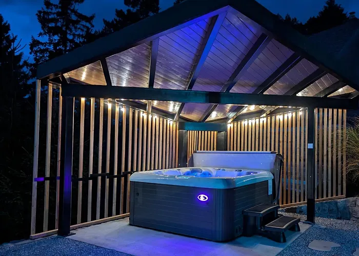 Pine Hill Ruby With Free Jacuzzi * Rakitna